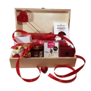 Love Flavors Big Wooden Gift Box