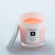 Milos Whispers of Love: A Luxurious Mediterranean-Inspired Candle for Aromatic Romance